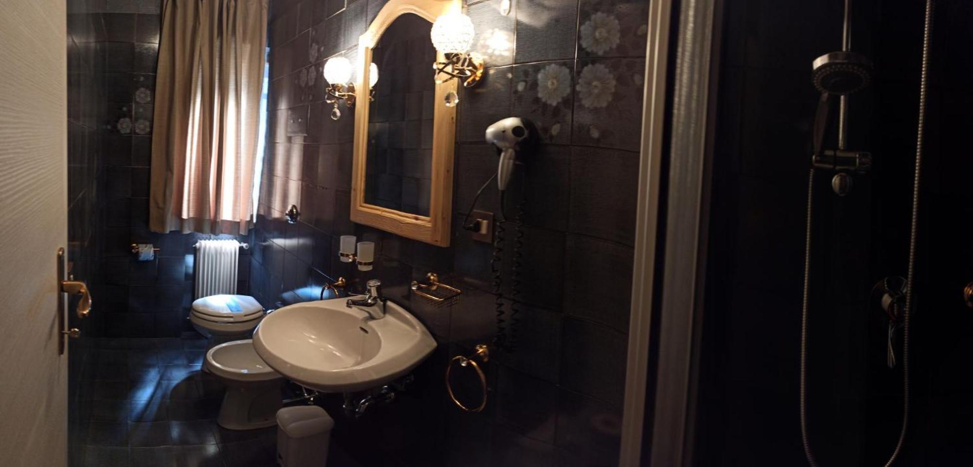 La Bocchetta Romantic E Ristorante Hotel Conco