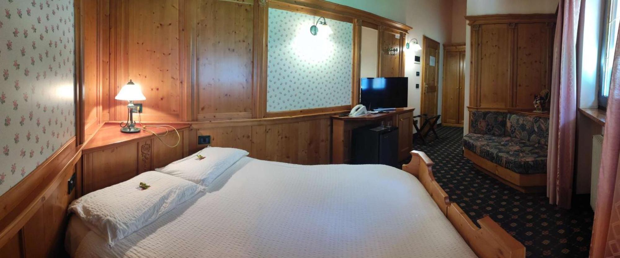 Hotel La Bocchetta Romantic E Ristorante