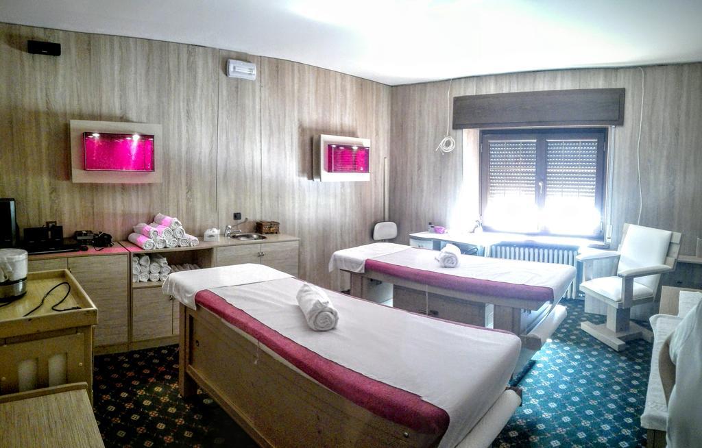Hotel La Bocchetta Romantic E Ristorante 4*