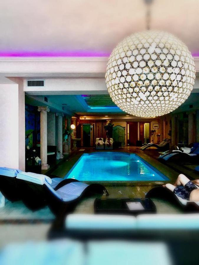 Hotel La Bocchetta Romantic E Ristorante 4*